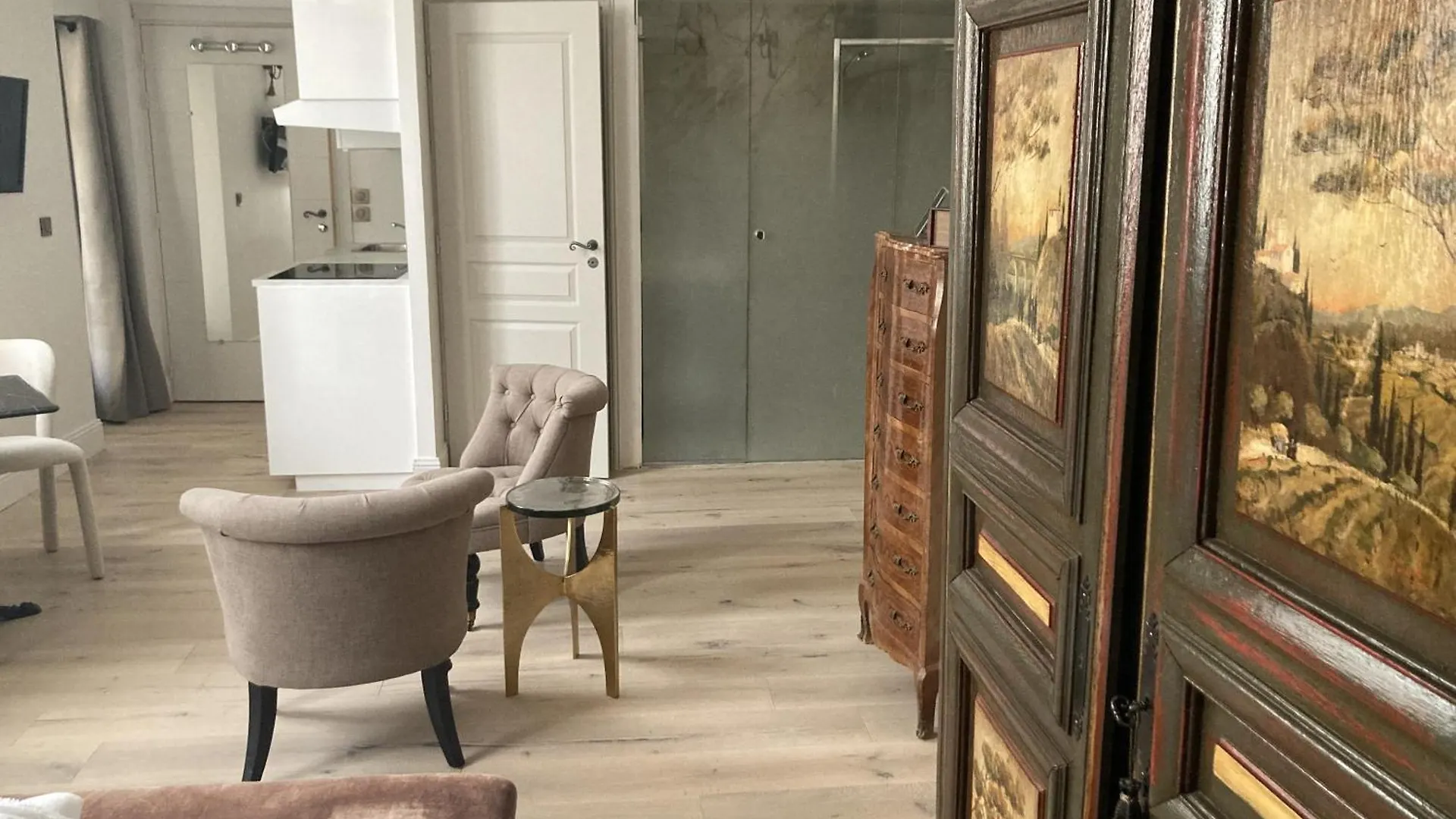 Clement VII Deluxe Apartement Spa Et Fitness With Balcony And Roof Top Avignon Apartment
