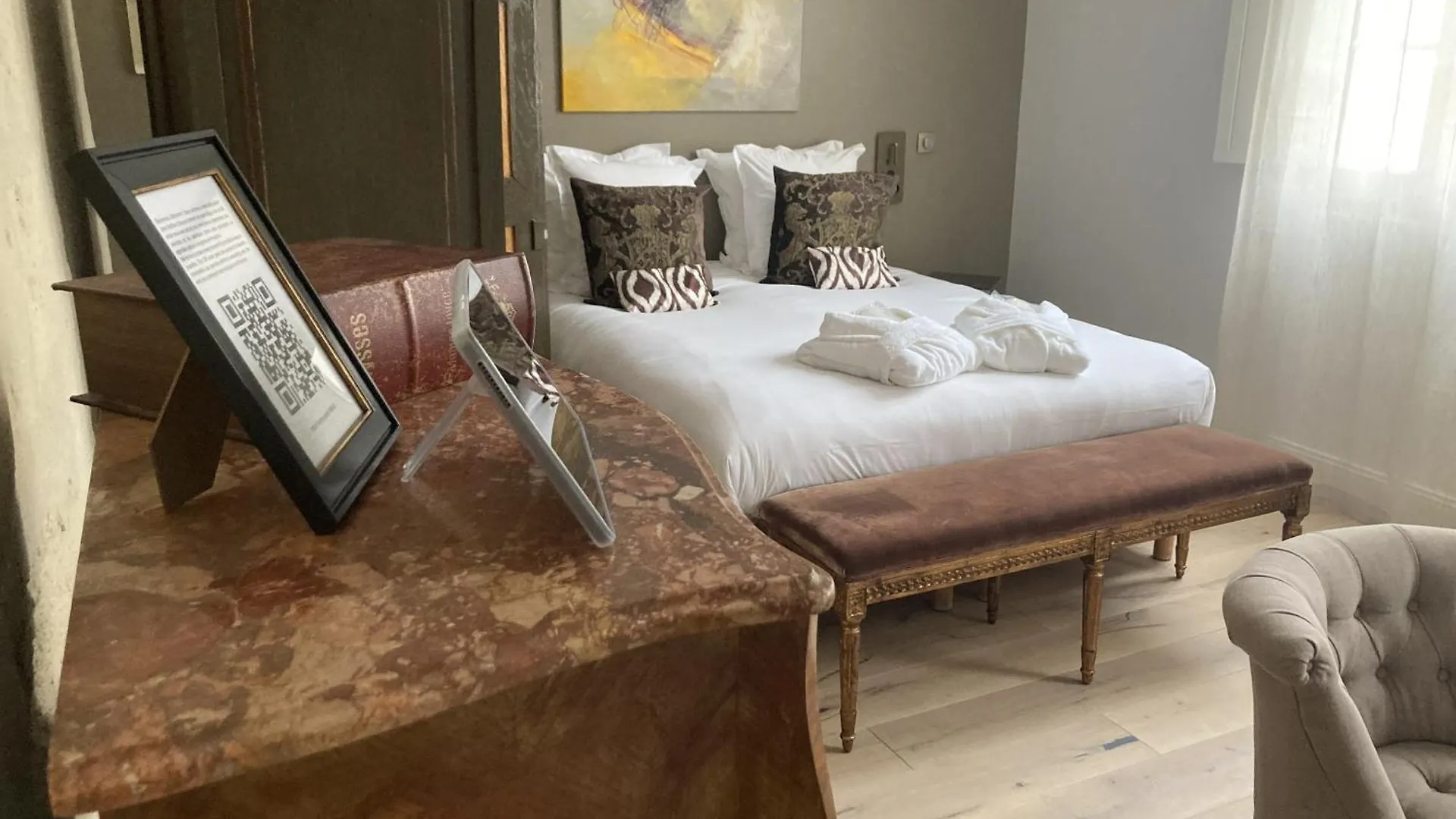 Clement VII Deluxe Apartement Spa Et Fitness With Balcony And Roof Top Avignon