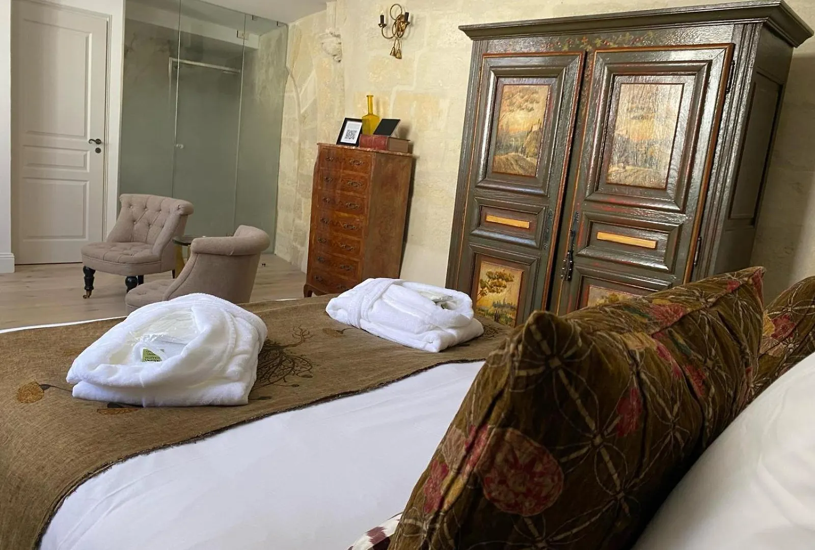 Clement VII Deluxe Apartement Spa Et Fitness With Balcony And Roof Top Avignon Apartment
