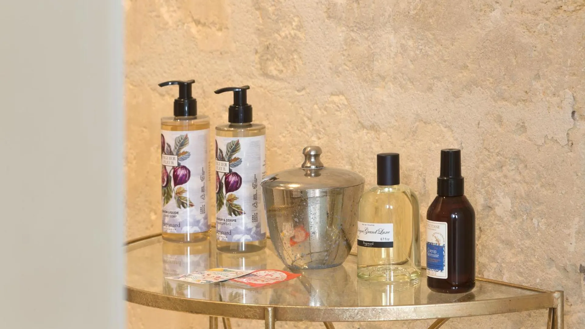 Clement VII Deluxe Apartement Spa Et Fitness With Balcony And Roof Top Avignon Apartment