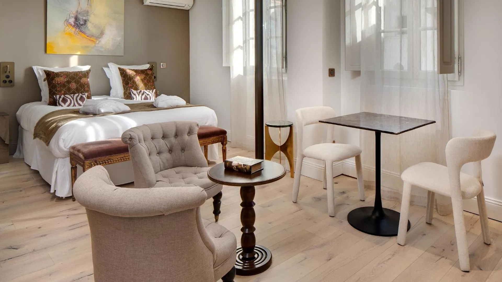 Clement VII Deluxe Apartement Spa Et Fitness With Balcony And Roof Top Avignon Apartment