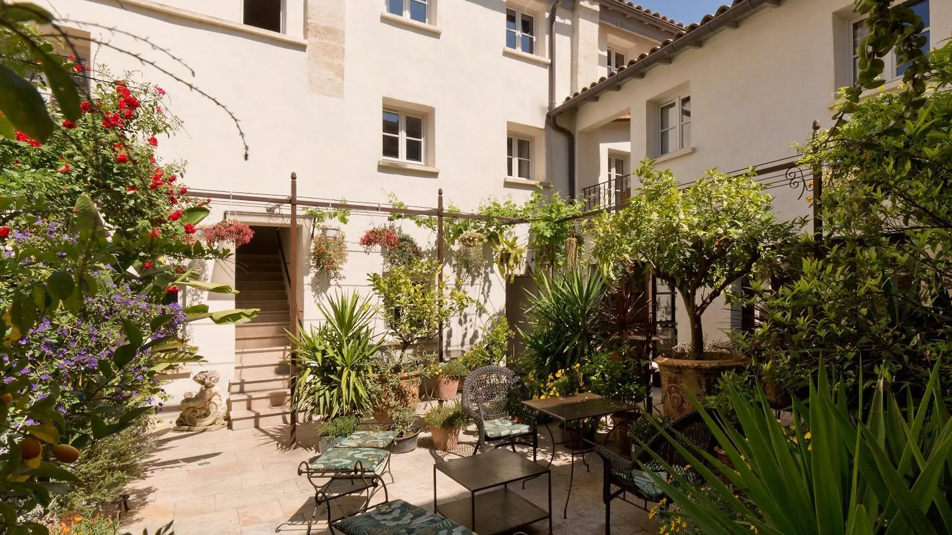 Apartment Clement VII Deluxe Apartement Spa Et Fitness With Balcony And Roof Top Avignon